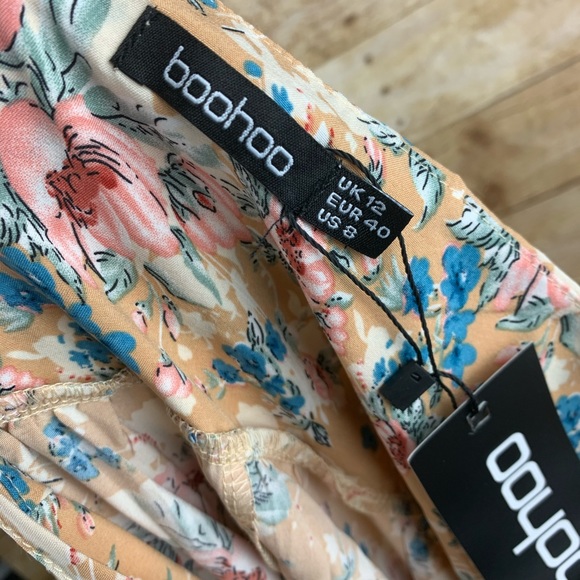 NWT Boohoo | Sleeveless Tie Front Floral Maxi Dres - Picture 5 of 6